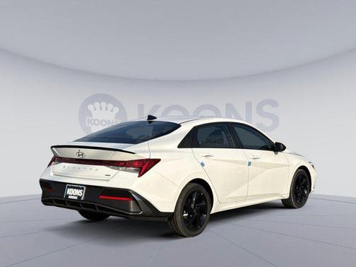 2026 Hyundai ELANTRA HEV SEL Sport