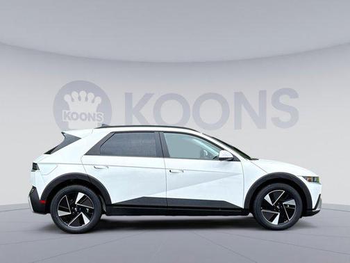 2025 Hyundai IONIQ 5 SEL