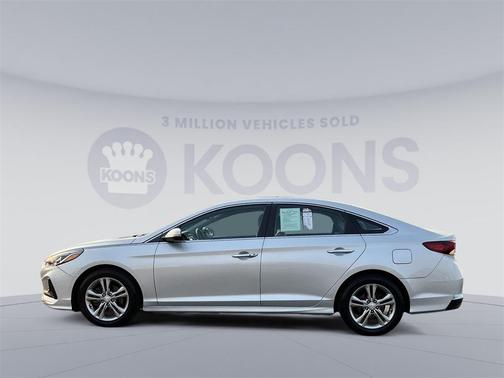 Photo 2 of 24 of 2018 Hyundai Sonata SEL