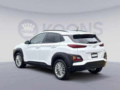 2021 Hyundai KONA SEL