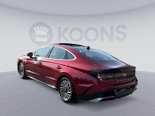 2025 Hyundai SONATA Hybrid Limited