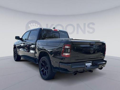 Diamond Black Crystal Pearlcoat 2023 RAM 1500 Laramie