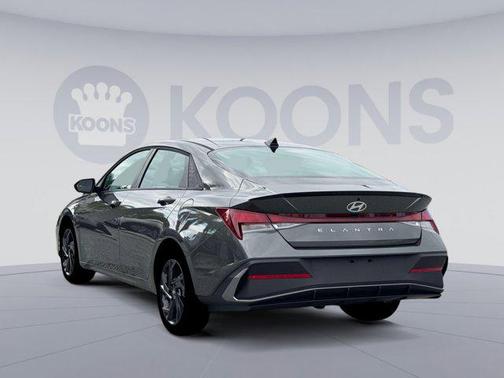 2026 Hyundai ELANTRA Sport