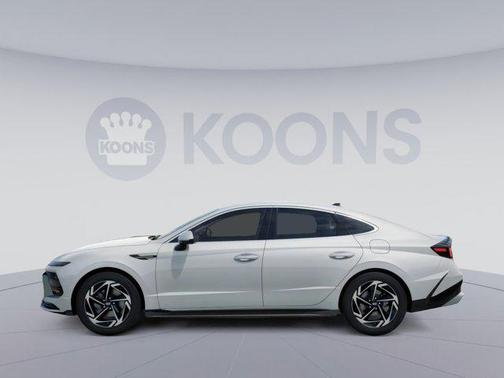2026 Hyundai SONATA SEL
