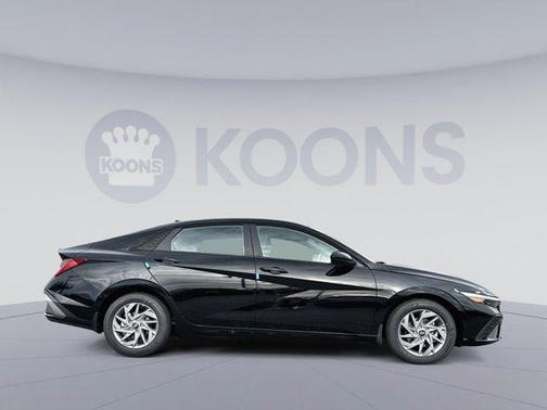 2026 Hyundai ELANTRA HEV Blue