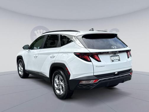 White Pearl 2024 Hyundai TUCSON SEL