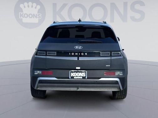 2025 Hyundai IONIQ 5 SEL