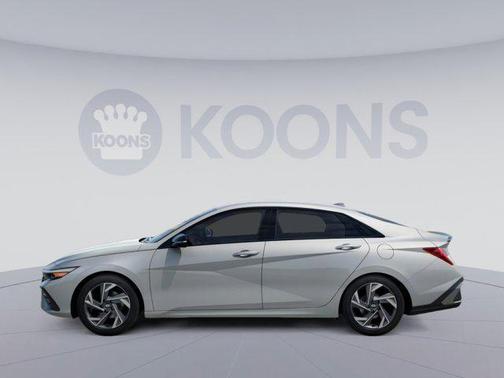 2025 Hyundai ELANTRA Sport