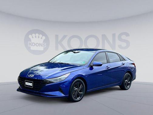 2021 Hyundai ELANTRA SEL