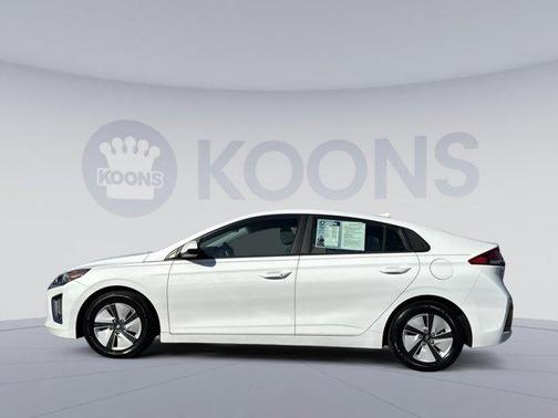 2020 Hyundai IONIQ Hybrid Blue