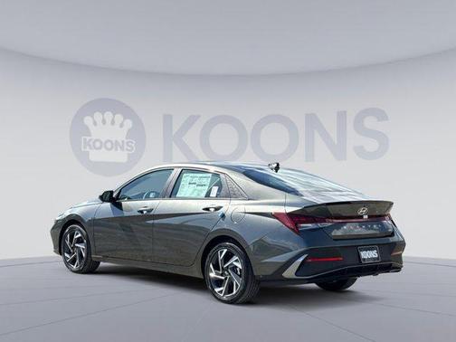 2025 Hyundai ELANTRA HEV SEL Sport