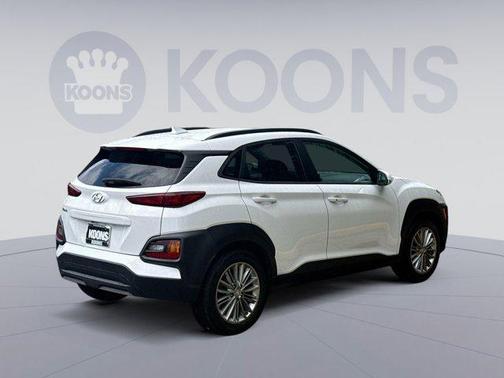 2021 Hyundai KONA SEL Plus