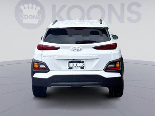2021 Hyundai KONA SEL Plus