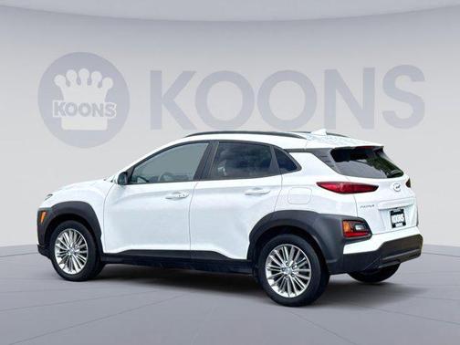 2021 Hyundai KONA SEL Plus