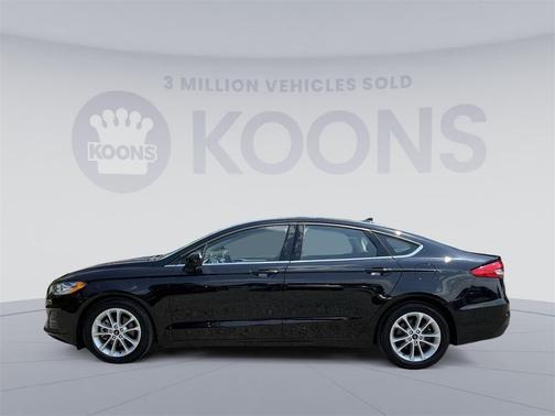 Photo 2 of 25 of 2020 Ford Fusion SE
