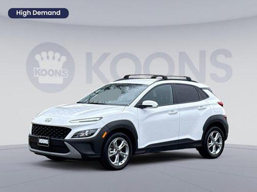 2022 Hyundai KONA SEL
