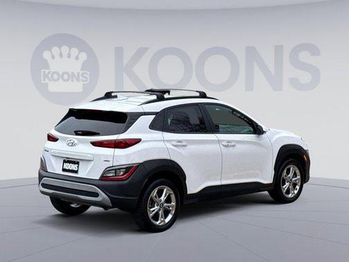 2022 Hyundai KONA SEL