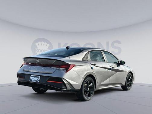 2026 Hyundai ELANTRA Sport