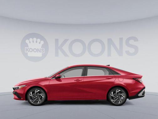 2025 Hyundai ELANTRA Limited