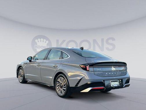 2024 Hyundai SONATA Hybrid SE