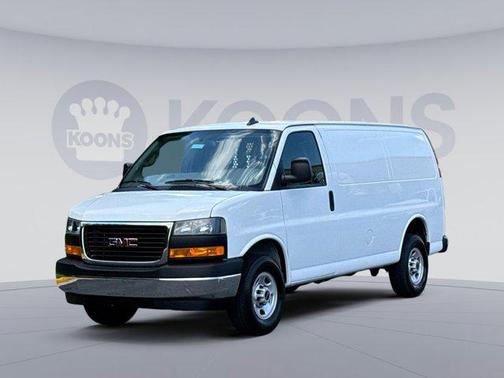 2023 GMC Savana 2500 Work Van