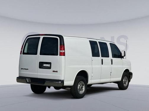 2023 GMC Savana 2500 Work Van