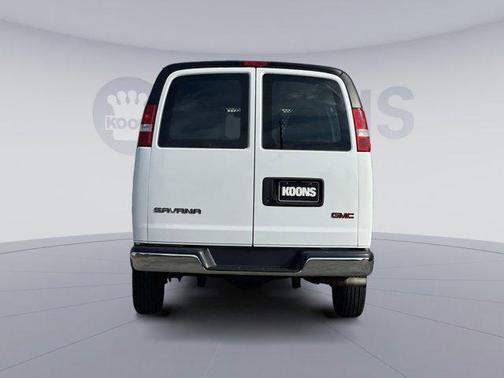 2023 GMC Savana 2500 Work Van