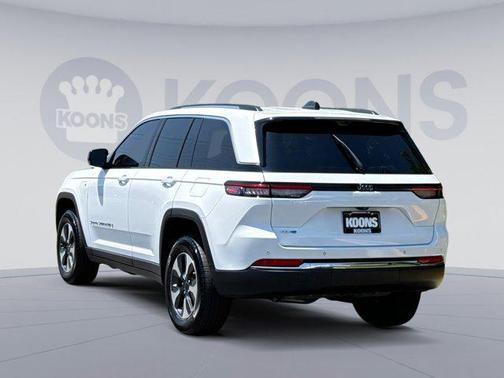2023 Jeep Grand Cherokee 4xe Base