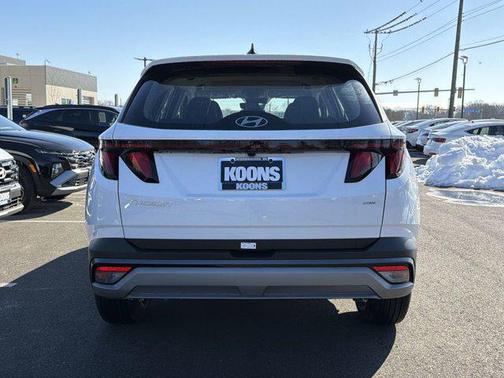 2026 Hyundai TUCSON SE