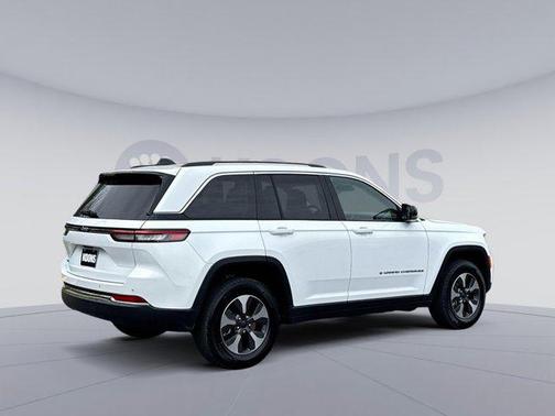 2022 Jeep Grand Cherokee 4xe Base
