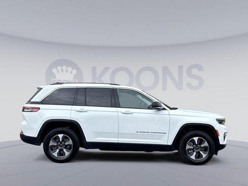 2022 Jeep Grand Cherokee 4xe Base