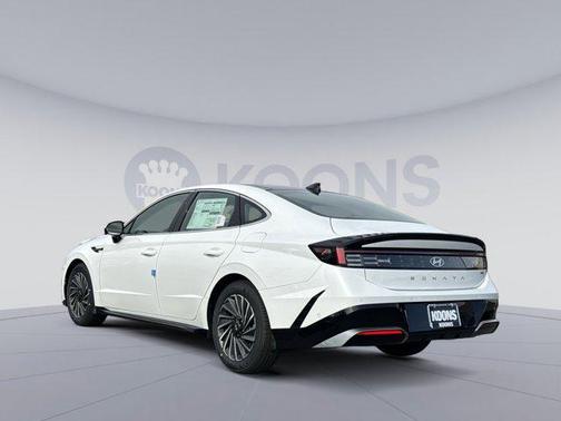 2026 Hyundai SONATA Hybrid Limited