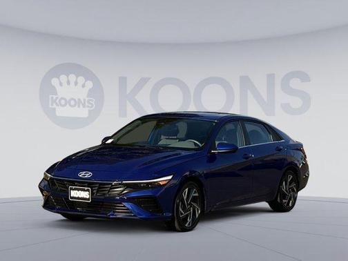 2025 Hyundai ELANTRA SEL