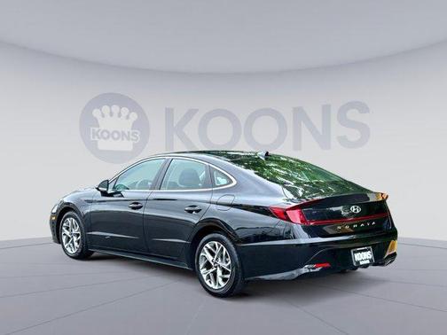 2022 Hyundai SONATA SEL