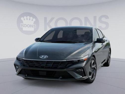 2025 Hyundai ELANTRA Sport