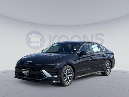 2026 Hyundai SONATA Hybrid Base