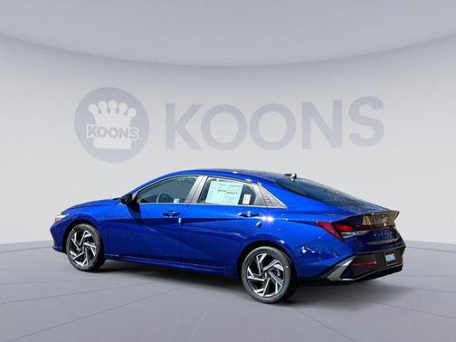 2025 Hyundai ELANTRA Sport