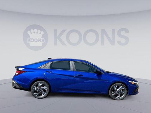 2025 Hyundai ELANTRA Sport