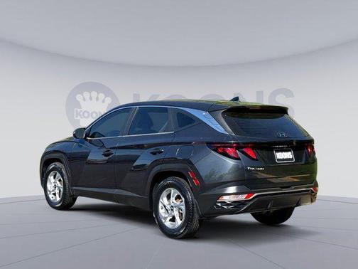 2022 Hyundai TUCSON SE