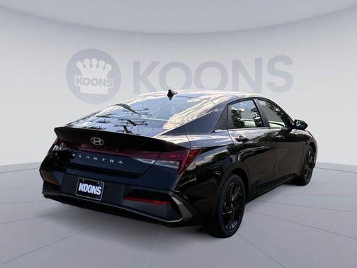 Abyss Black 2026 Hyundai ELANTRA Sport