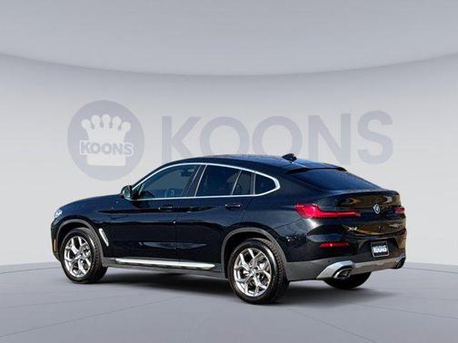 2022 BMW X4 xDrive30i