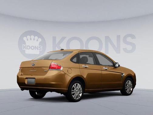 White Gold Metallic 2018 Ford Focus Titanium