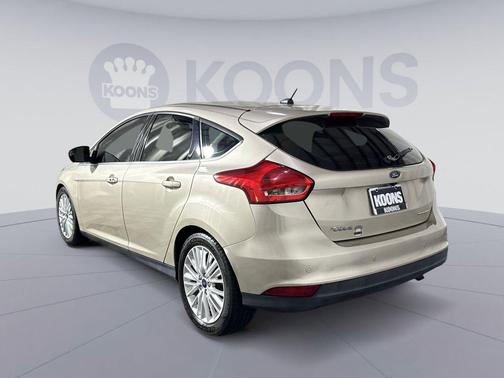 White Gold Metallic 2018 Ford Focus Titanium