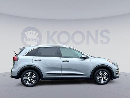 2022 Kia Niro LXS
