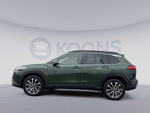 2022 Toyota Corolla Cross XLE