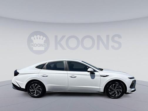 Serenity White 2026 Hyundai SONATA Hybrid Base