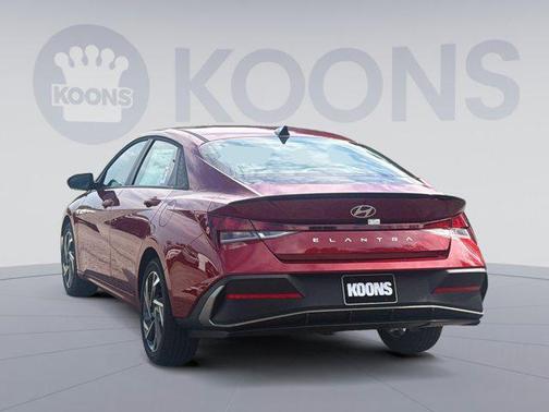 2025 Hyundai ELANTRA Sport