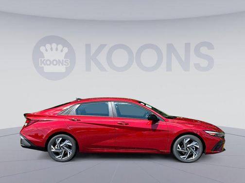 2025 Hyundai ELANTRA Sport