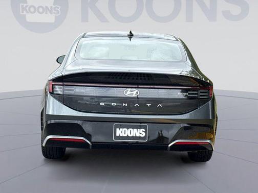 2026 Hyundai SONATA SEL