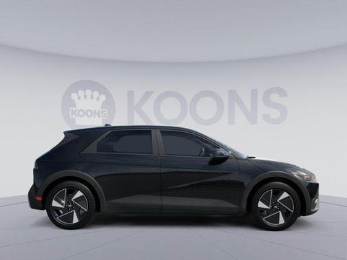 2025 Hyundai IONIQ 5 SE